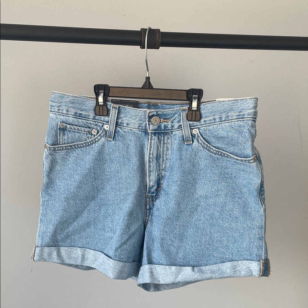 Levi's 80s Mom Cuffed Denim Shorts